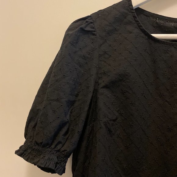 H&M Eyelet Embroidered Top - Picture 4 of 4